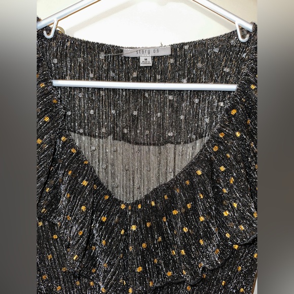 Sz M new bodysuit - Picture 3 of 4